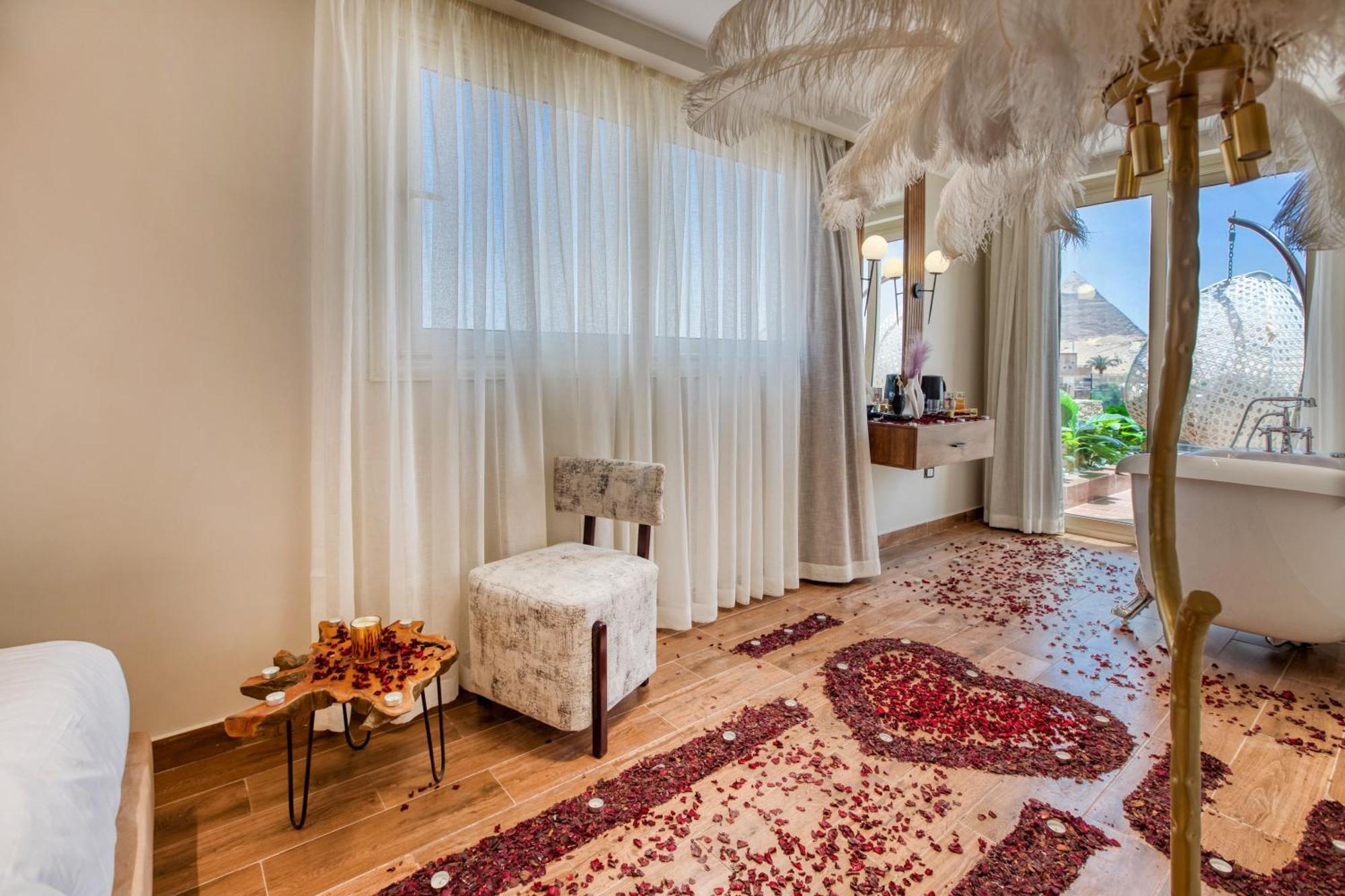 Gaia Pyramids Hotel Kafrat al Jabal Luaran gambar