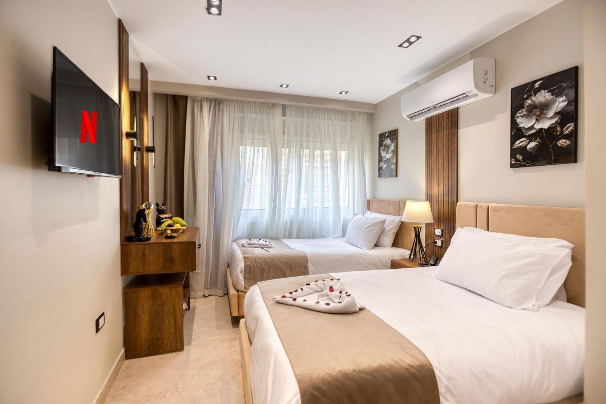 Gaia Pyramids Hotel Kafrat al Jabal Luaran gambar
