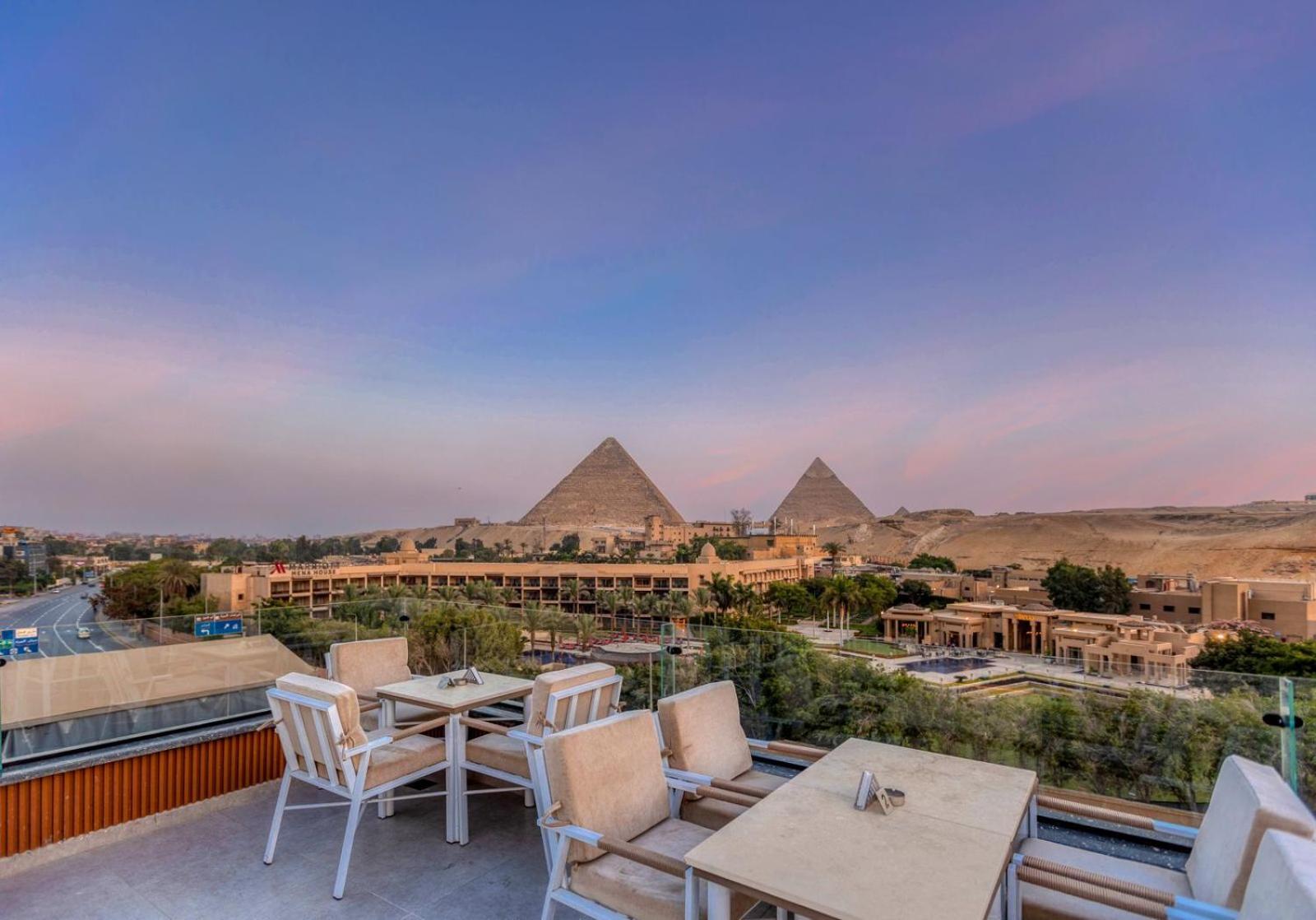 Gaia Pyramids Hotel Kafrat al Jabal Luaran gambar