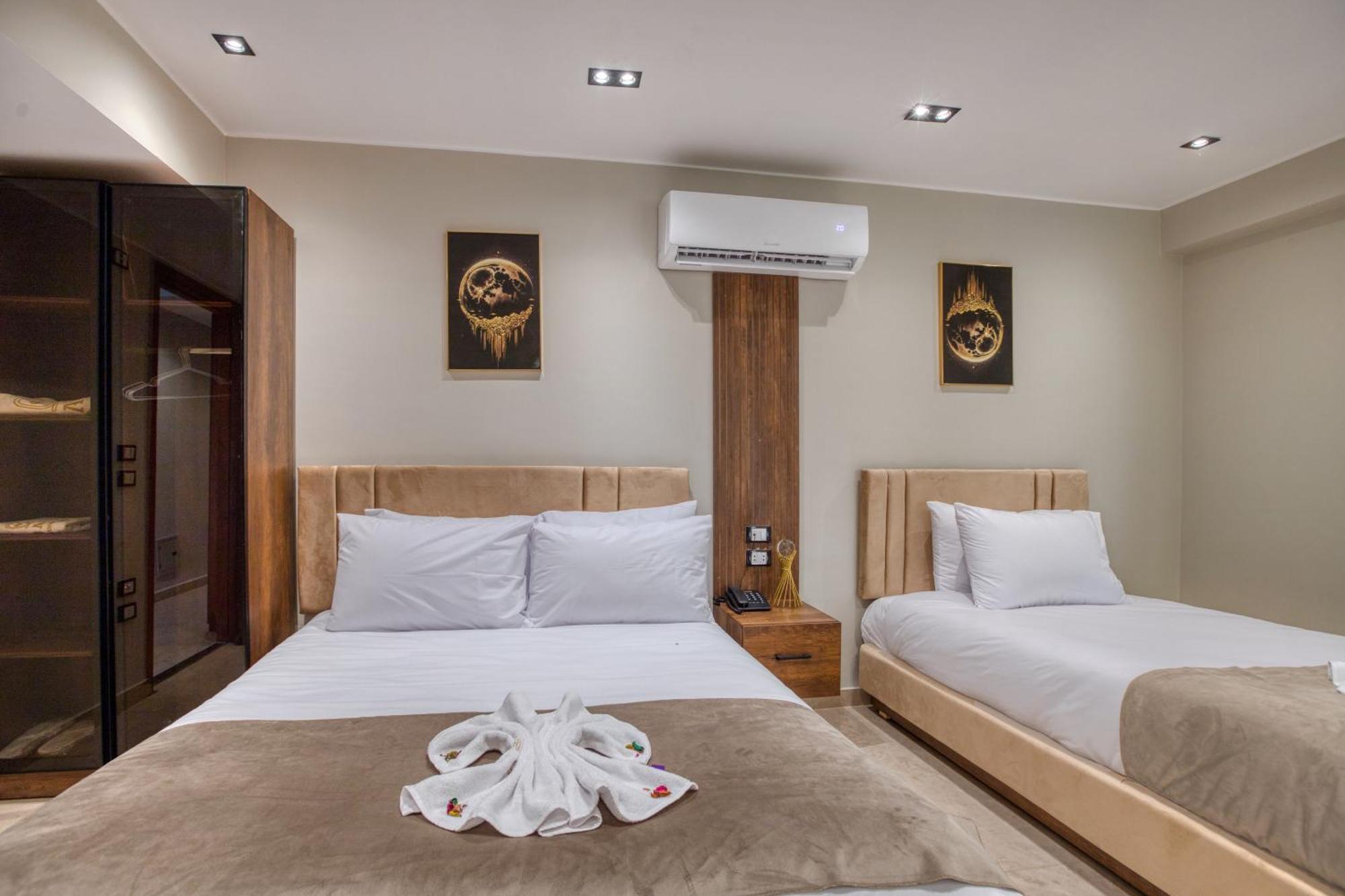 Gaia Pyramids Hotel Kafrat al Jabal Luaran gambar