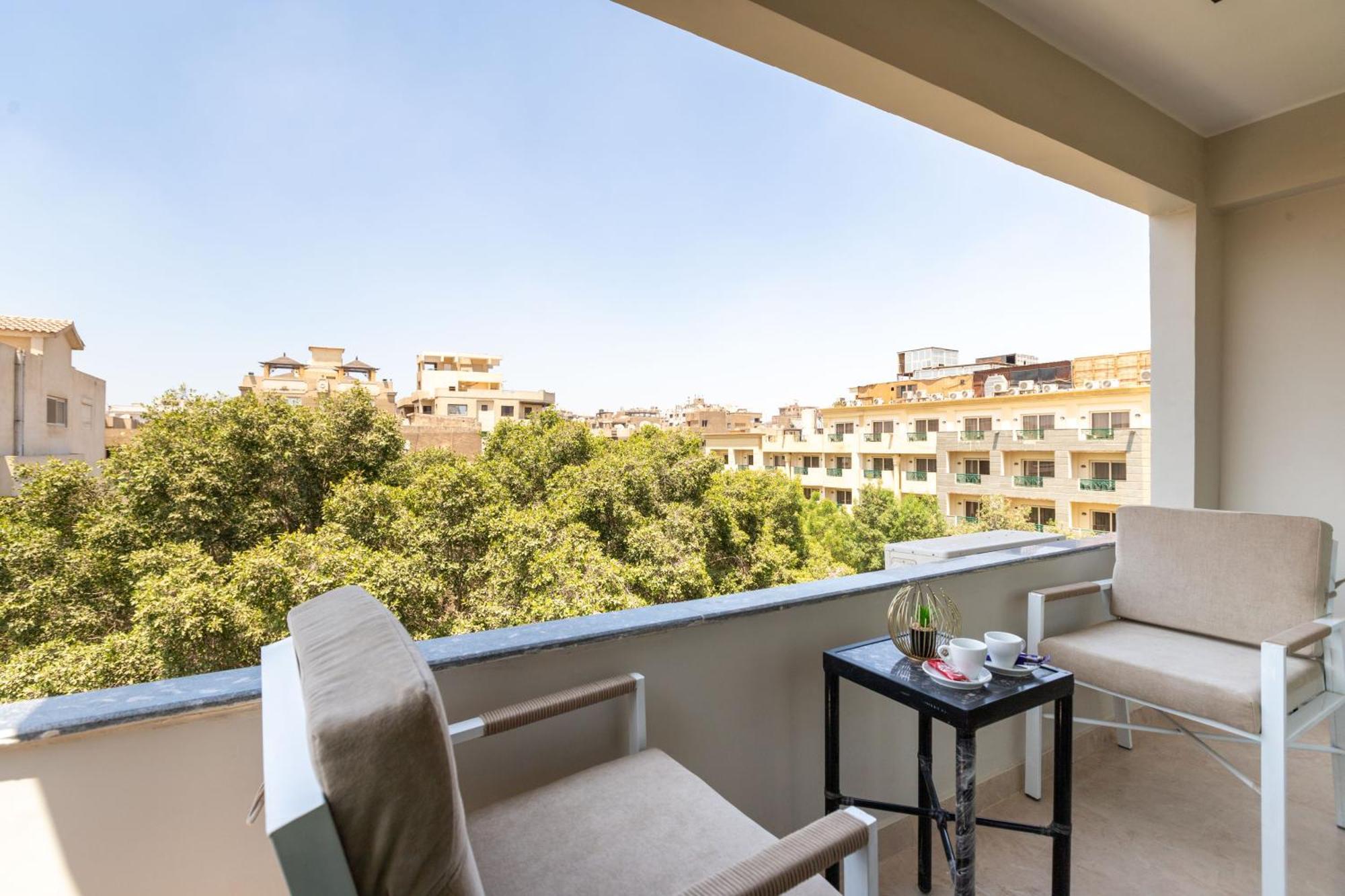 Gaia Pyramids Hotel Kafrat al Jabal Luaran gambar