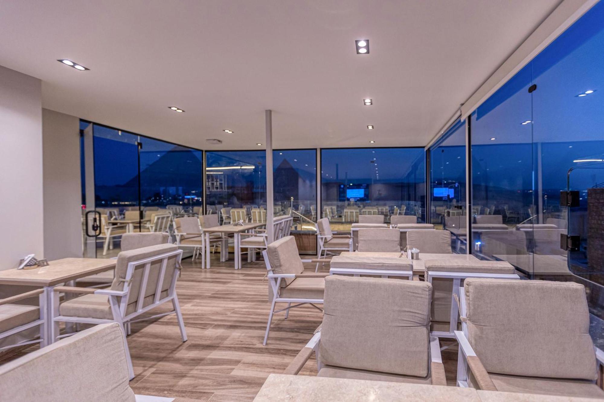 Gaia Pyramids Hotel Kafrat al Jabal Luaran gambar
